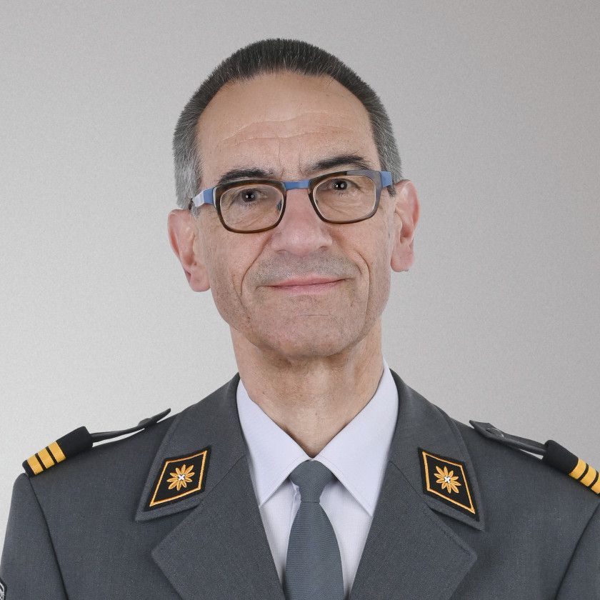 Holenstein_Stefan_web